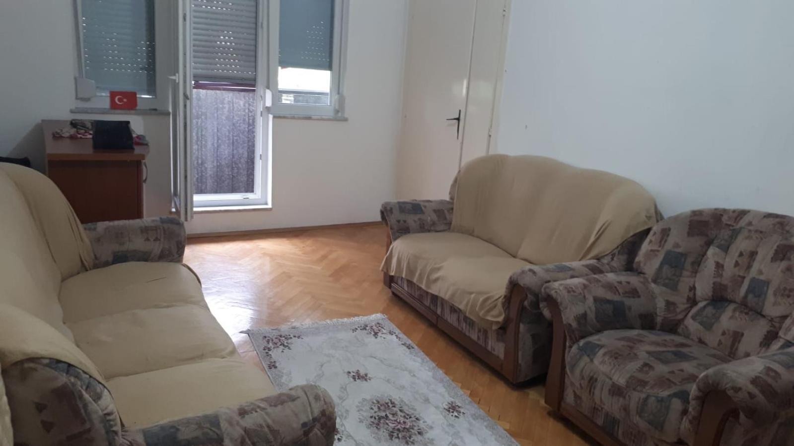Appartement Makedonyada Kiralik Ev Ve Arac Hizmeti Ile Birlikte à Skopje Extérieur photo